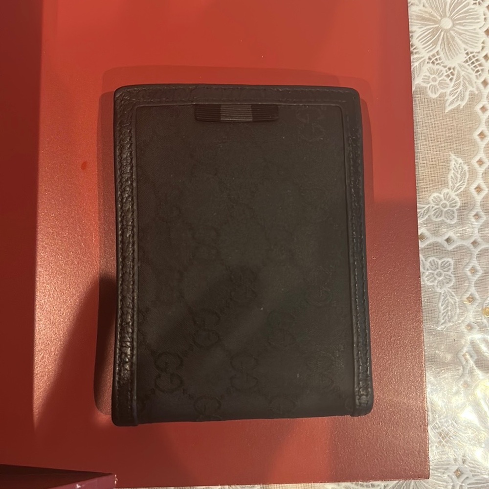Gucci men wallet